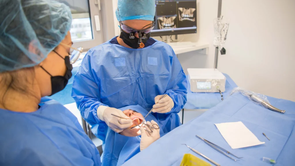 chirurgie dentaire implants sinus lift Conseils post-opératoires Chirurgien-dentiste Alby-sur-Chéran - Dr Paulin CARTIER